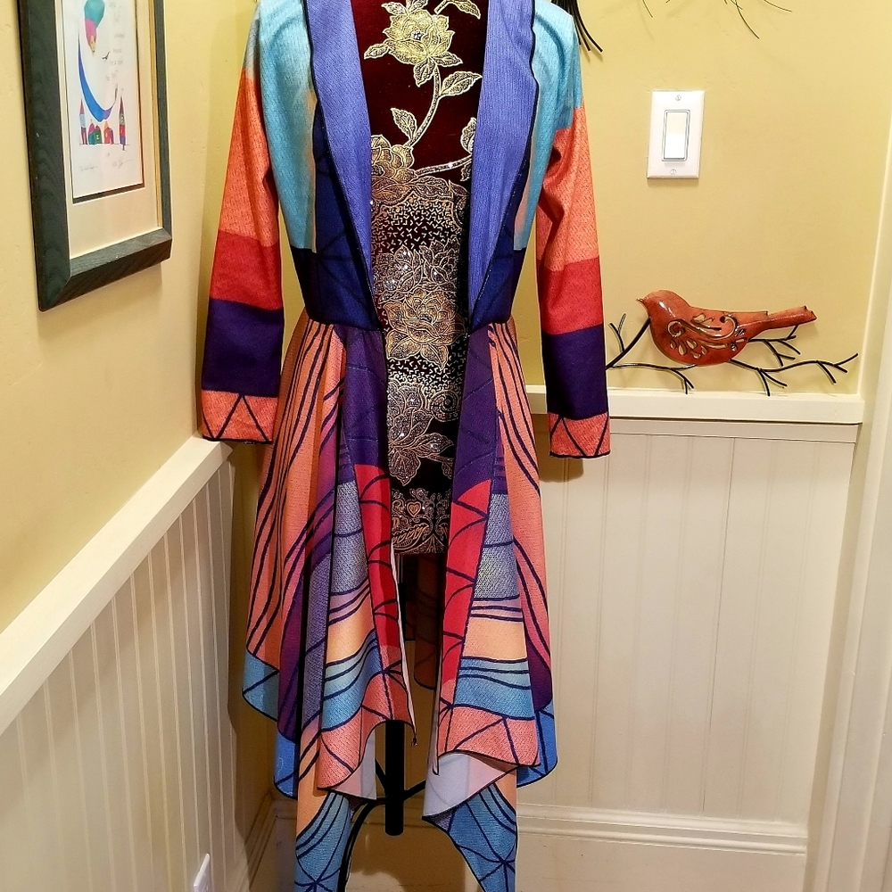 Beautiful vibrant jacket - Picture 6 of 6